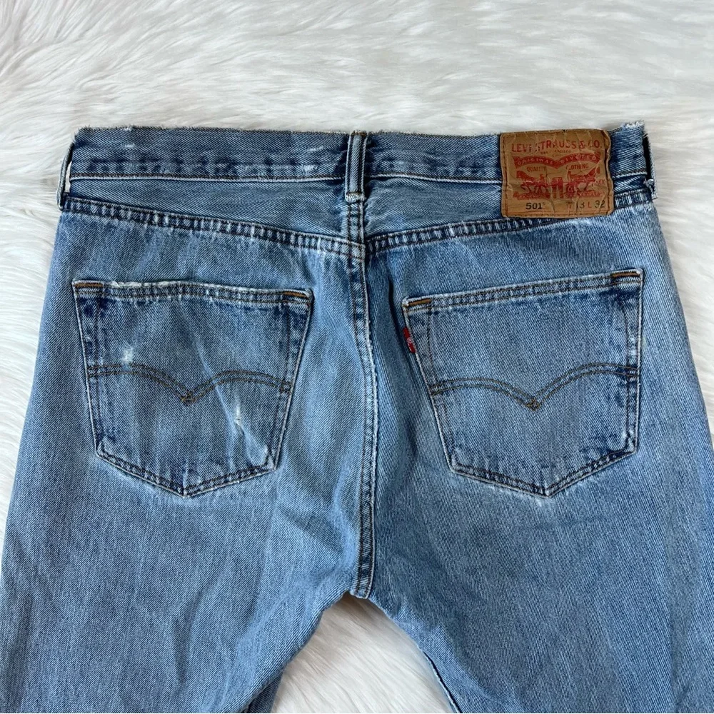 Levi's 501 Original Fit Button‎ Fly Non-Stretch Jeans